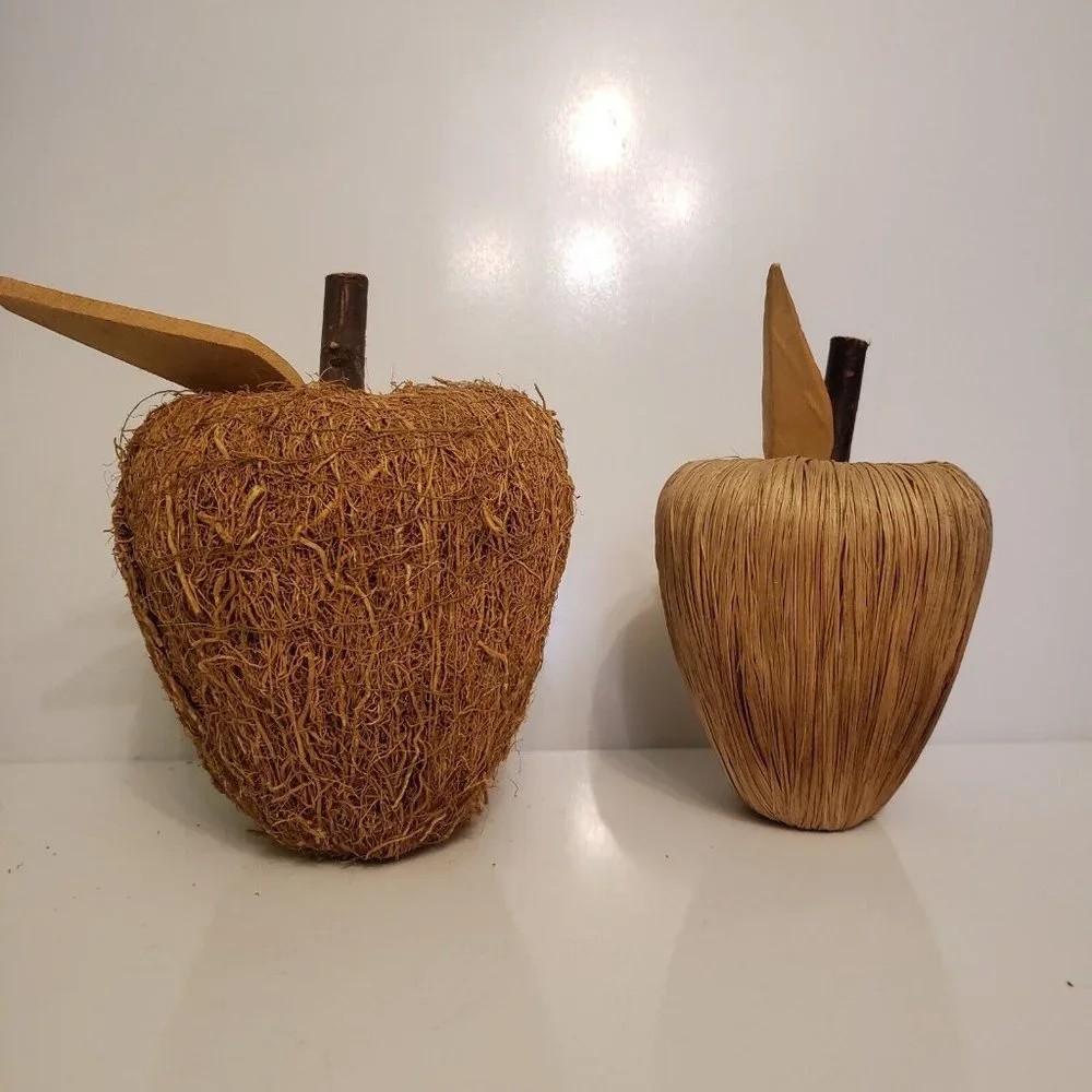 Vtg Primative Wooden Grapevine Apples‎ Set 2 Farmhouse Decorative